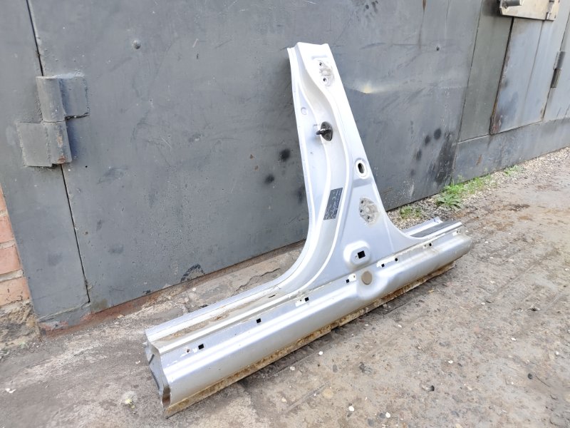 Стойка кузова, 2000 рублей, Красноярск