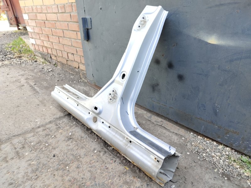 Стойка кузова, 2000 рублей, Красноярск