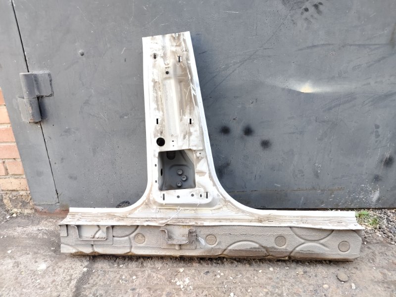 Стойка кузова, 2000 рублей, Красноярск