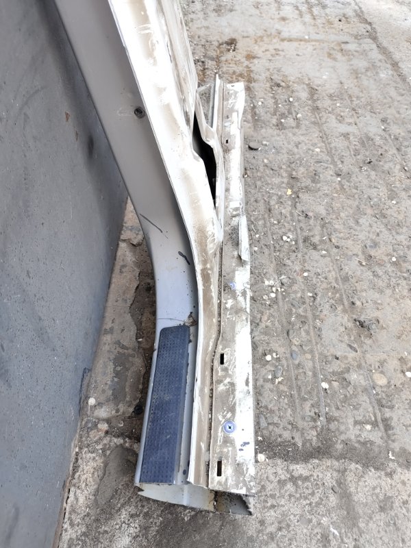 Стойка кузова, 2000 рублей, Красноярск