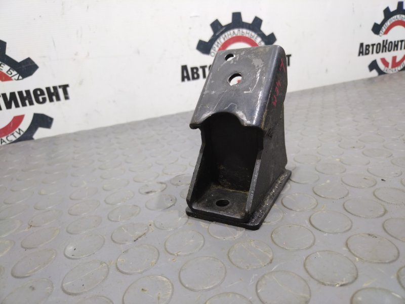 Кронштейн двигателя, 1300 рублей, Красноярск