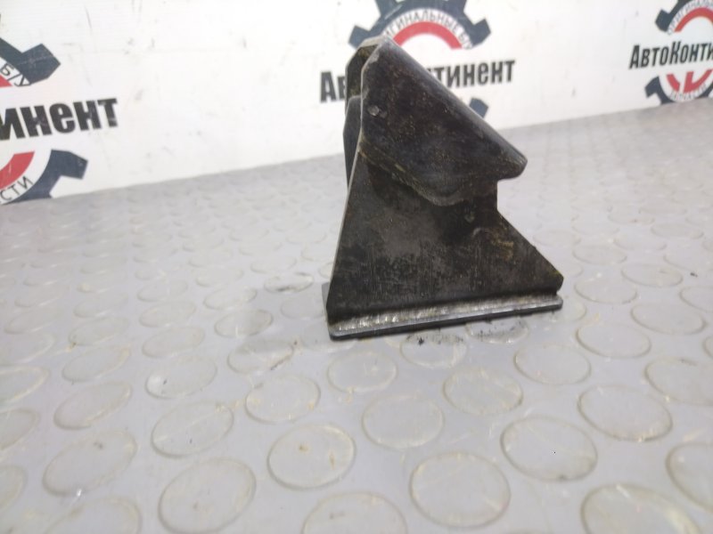 Кронштейн двигателя, 1300 рублей, Красноярск