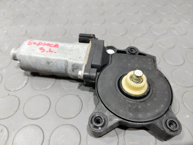 Стеклоподъемник, 2000 рублей, Красноярск