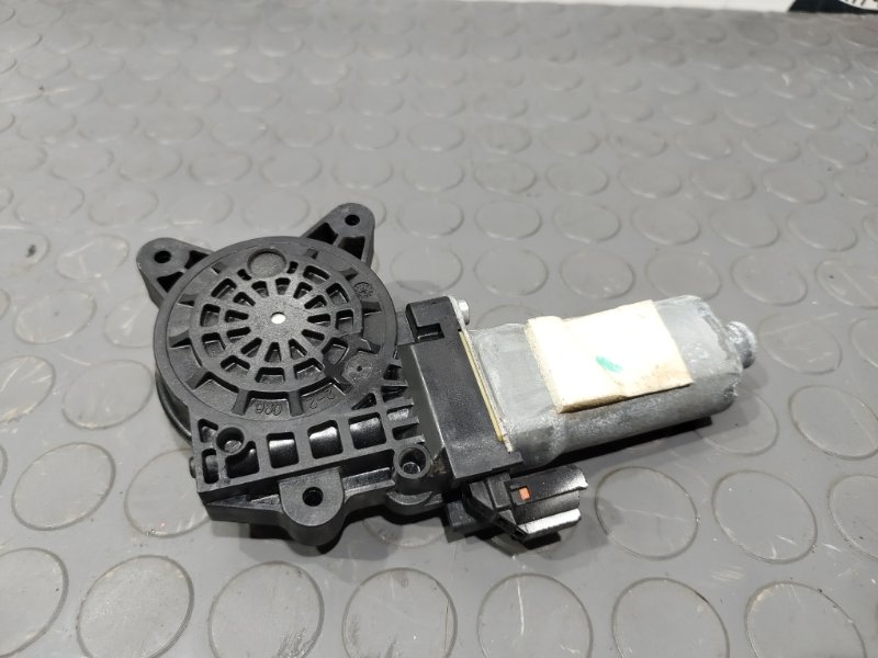 Стеклоподъемник, 2000 рублей, Красноярск