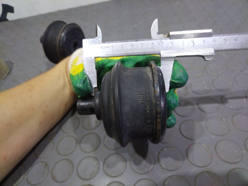 Подушка кузова, 1000 рублей, Красноярск