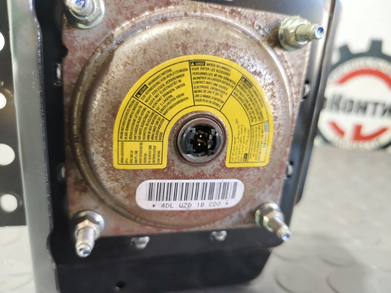 Аирбаг пассажирский, 6000 рублей, Красноярск