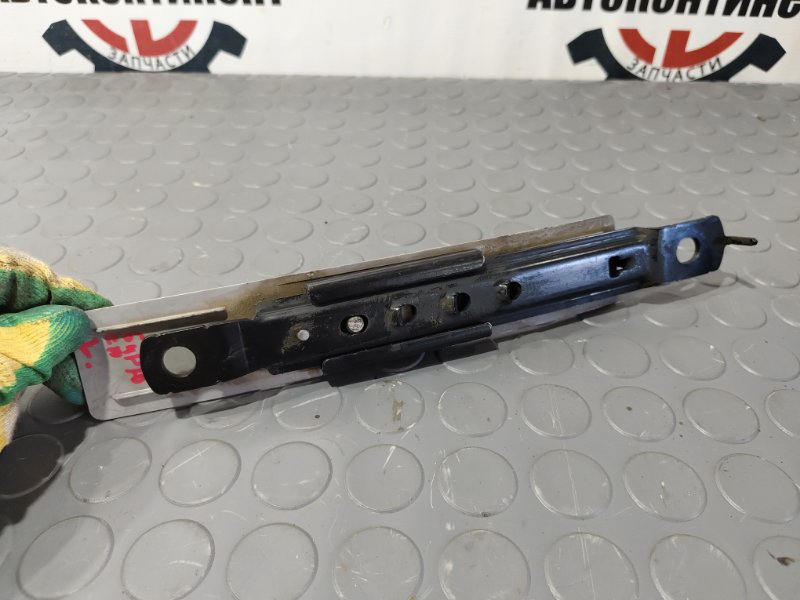 Механизм регулировки ремня безопасности, 500 рублей, Красноярск