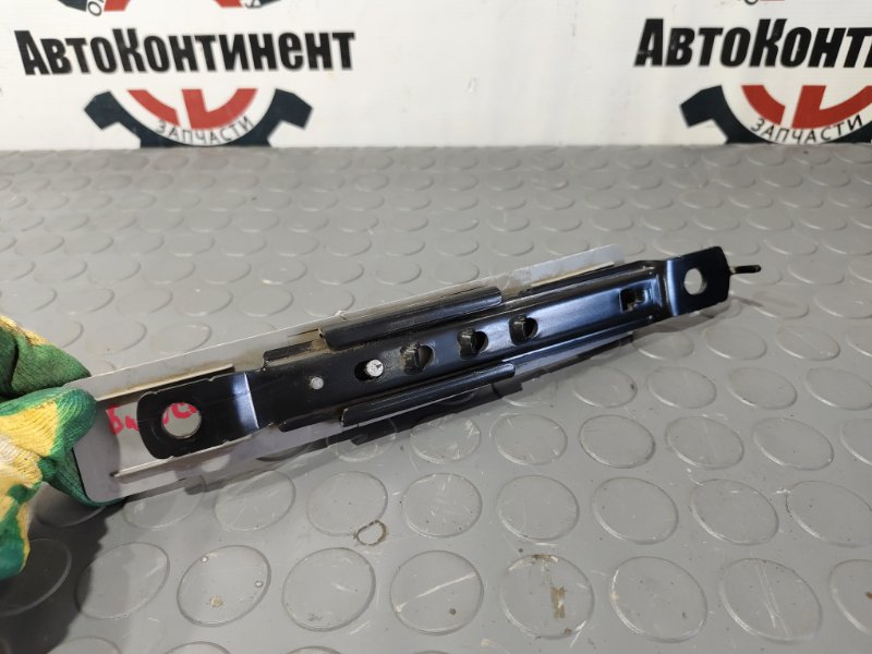 Механизм регулировки ремня безопасности, 500 рублей, Красноярск