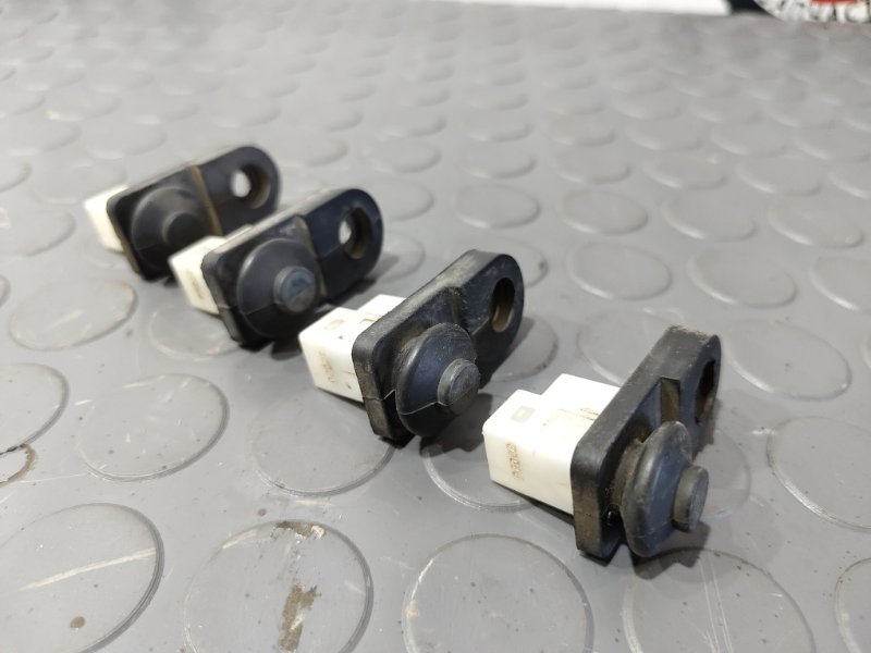 Концевой выключатель, 250 рублей, Красноярск