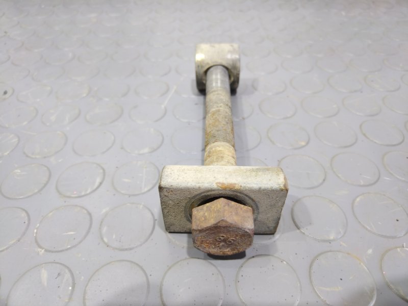 болт торсиона, 1000 рублей, Красноярск