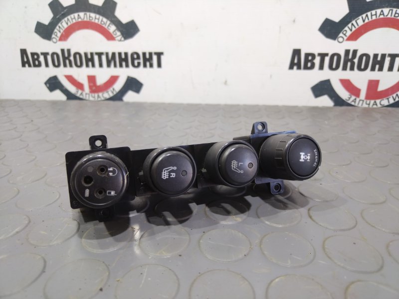 Кнопки в салон, 1000 рублей, Красноярск