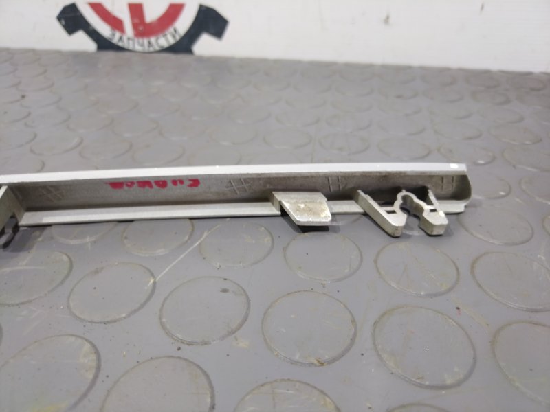 Планка под фару, 2000 рублей, Красноярск