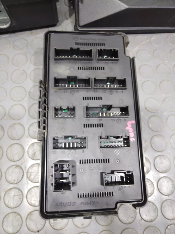 Блок реле и предохранителей, 2500 рублей, Красноярск