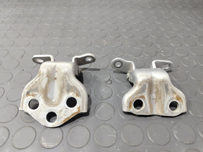 Петля двери, 600 рублей, Красноярск