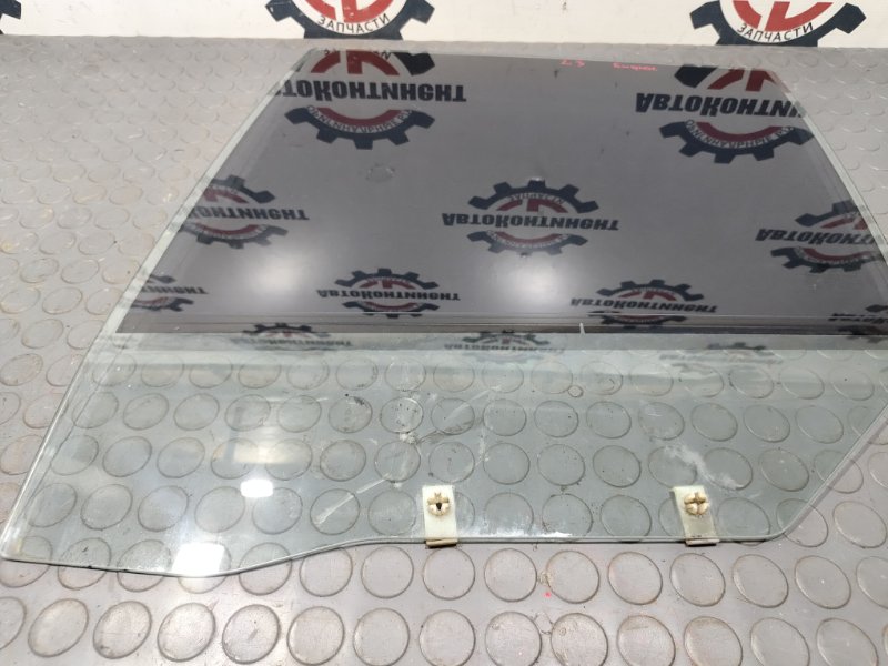 Стекло боковое, 1000 рублей, Красноярск