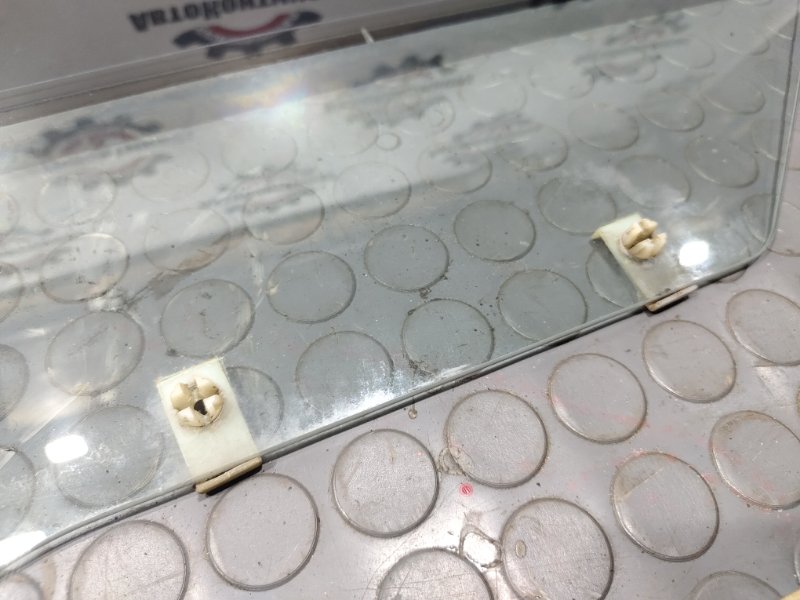 Стекло боковое, 1000 рублей, Красноярск