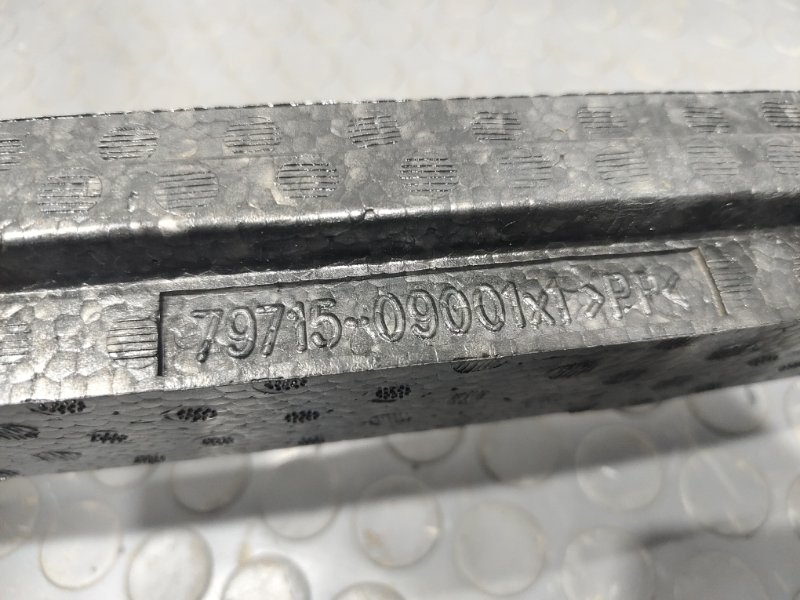 Уплотнитель крыла, 1000 рублей, Красноярск