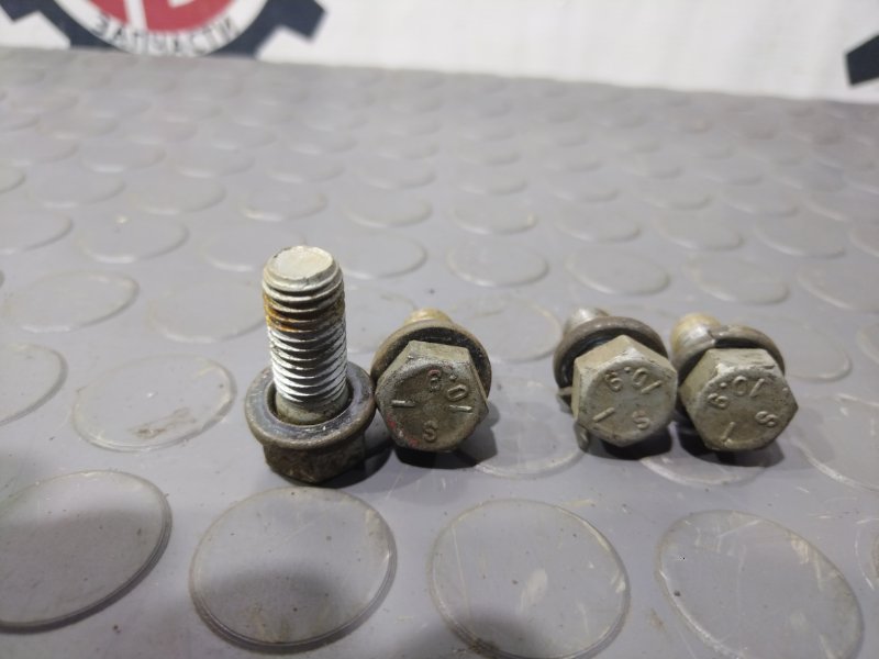 Болт карданного вала, 1000 рублей, Красноярск