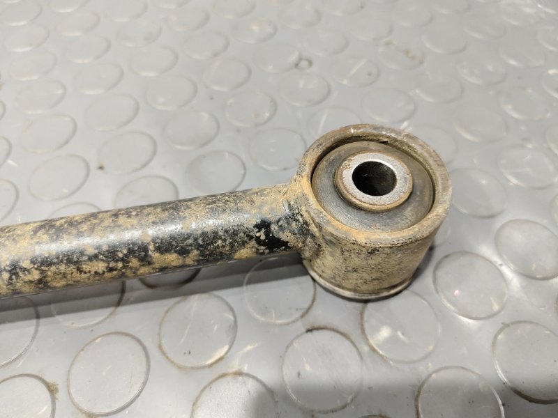 Тяга задняя, 1000 рублей, Красноярск