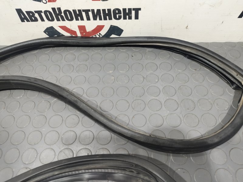 Уплотнительная резинка боковой двери, 1000 рублей, Красноярск