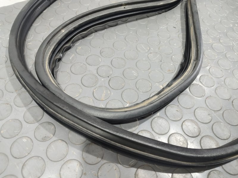 Уплотнительная резинка боковой двери, 1000 рублей, Красноярск