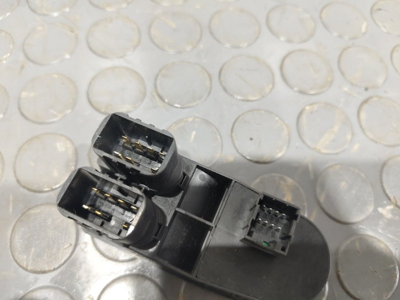 Блок управления стеклоподъемниками, 1500 рублей, Красноярск