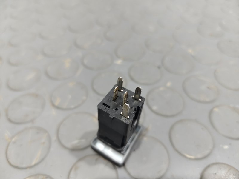 Кнопки в салон, 300 рублей, Красноярск