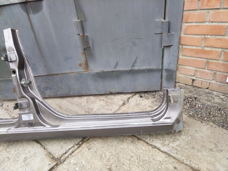 Стойка кузова, 3500 рублей, Красноярск