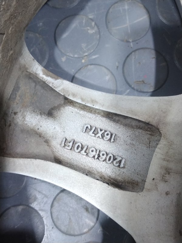 Запасное колесо, 5000 рублей, Красноярск