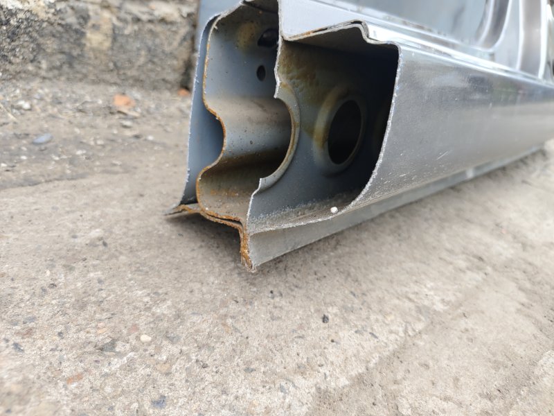 Стойка кузова, 2000 рублей, Красноярск