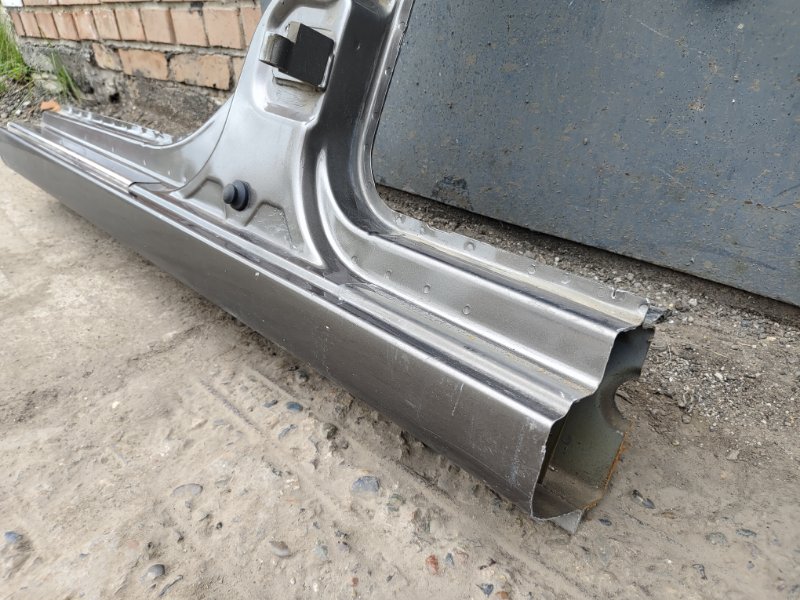 Стойка кузова, 2000 рублей, Красноярск