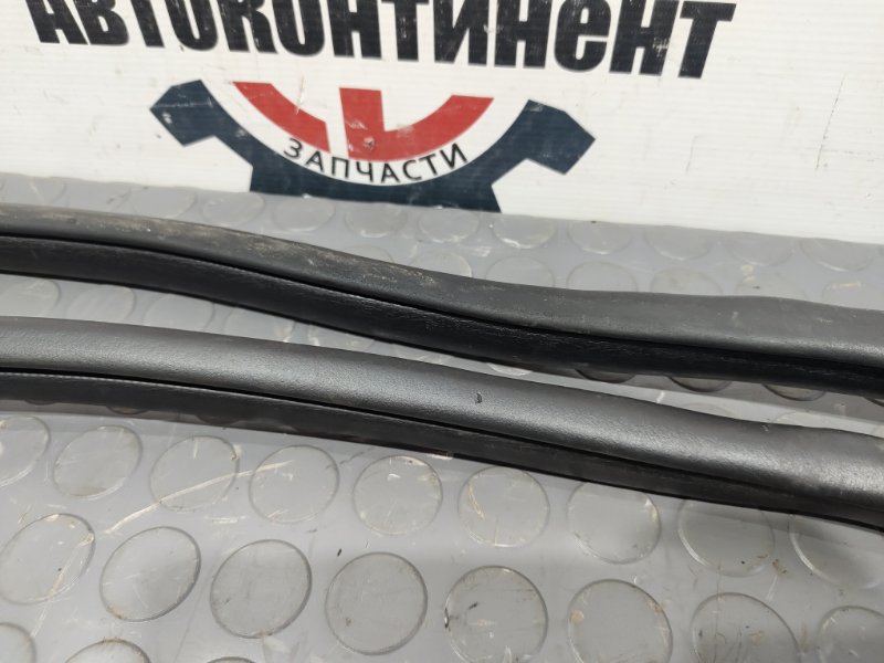 Уплотнительная резинка боковой двери, 1000 рублей, Красноярск