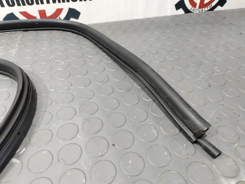 Уплотнительная резинка боковой двери, 1000 рублей, Красноярск