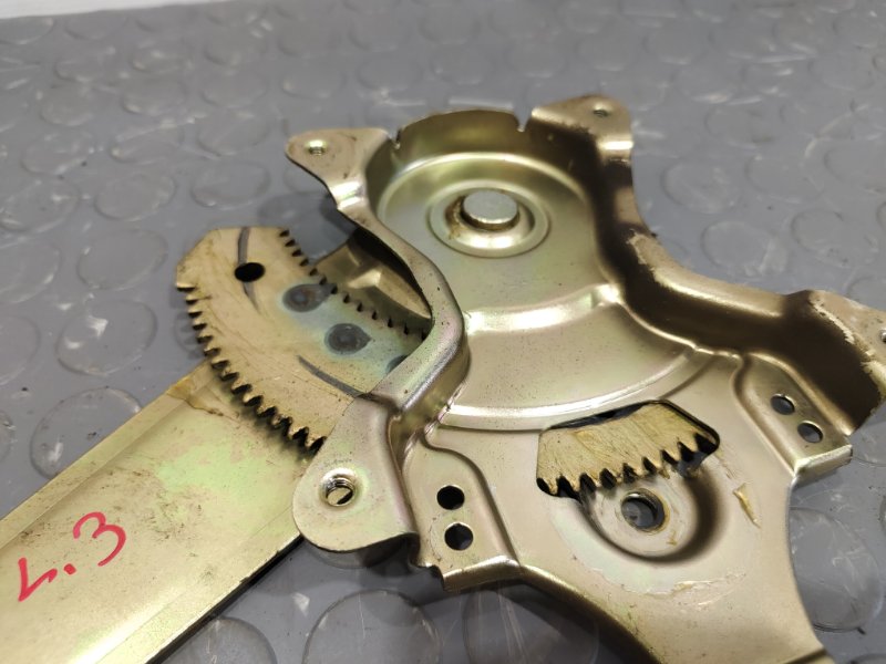 Стеклоподъемник, 1000 рублей, Красноярск