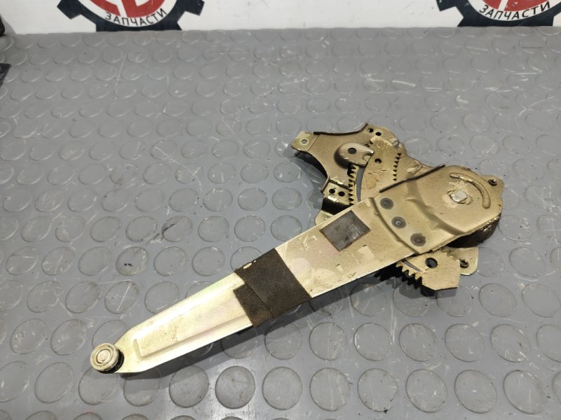 Стеклоподъемник, 1000 рублей, Красноярск