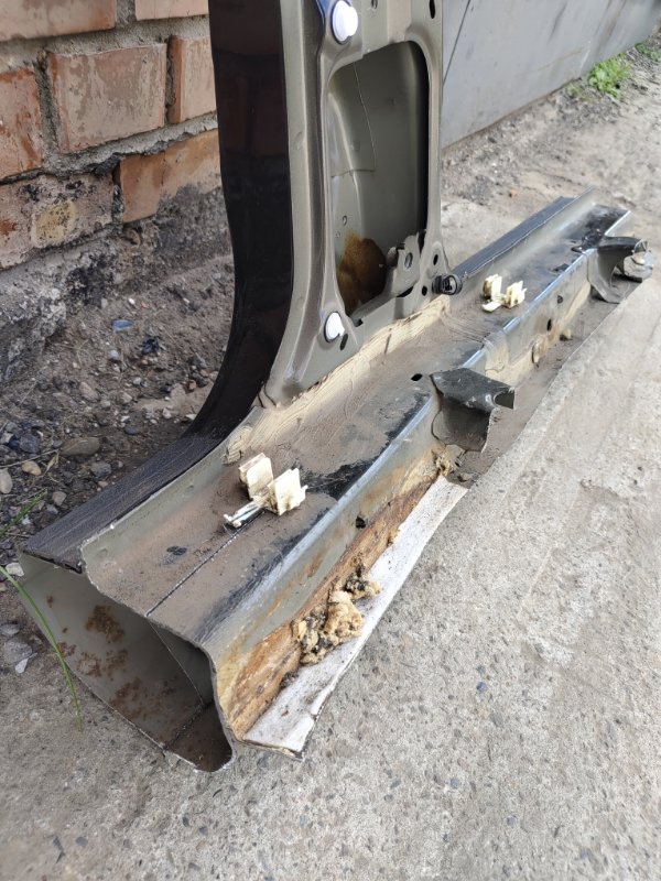 Стойка кузова, 2000 рублей, Красноярск