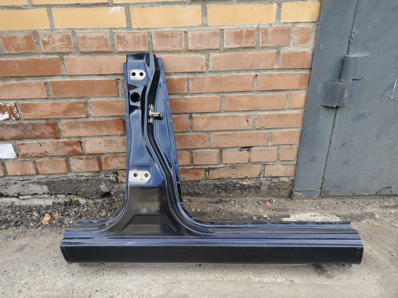 Стойка кузова, 2000 рублей, Красноярск