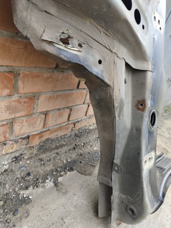 Стойка кузова, 2000 рублей, Красноярск