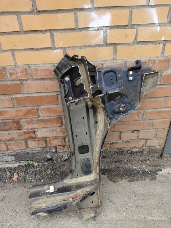 Стойка кузова, 2000 рублей, Красноярск