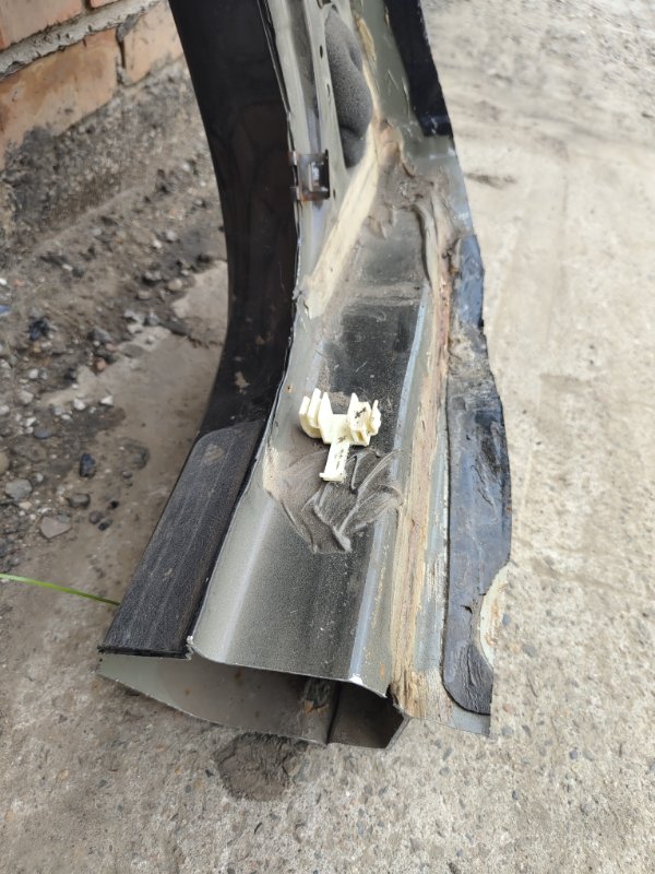 Стойка кузова, 2000 рублей, Красноярск