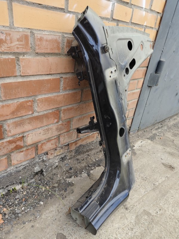 Стойка кузова, 2000 рублей, Красноярск