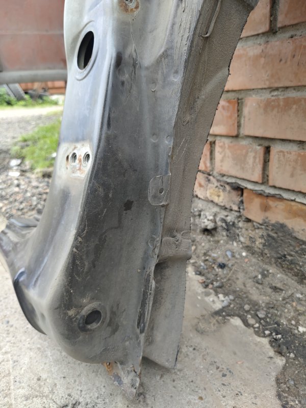 Стойка кузова, 2000 рублей, Красноярск