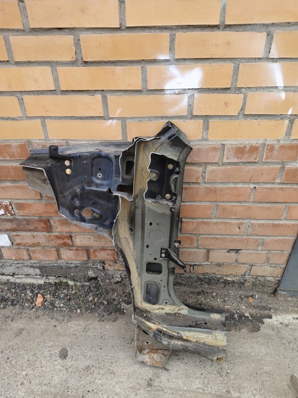 Стойка кузова, 2000 рублей, Красноярск