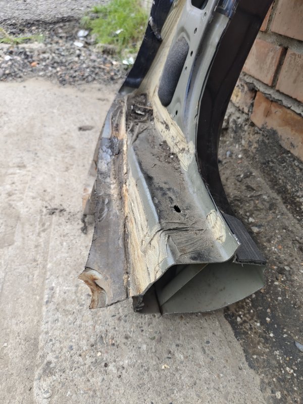 Стойка кузова, 2000 рублей, Красноярск