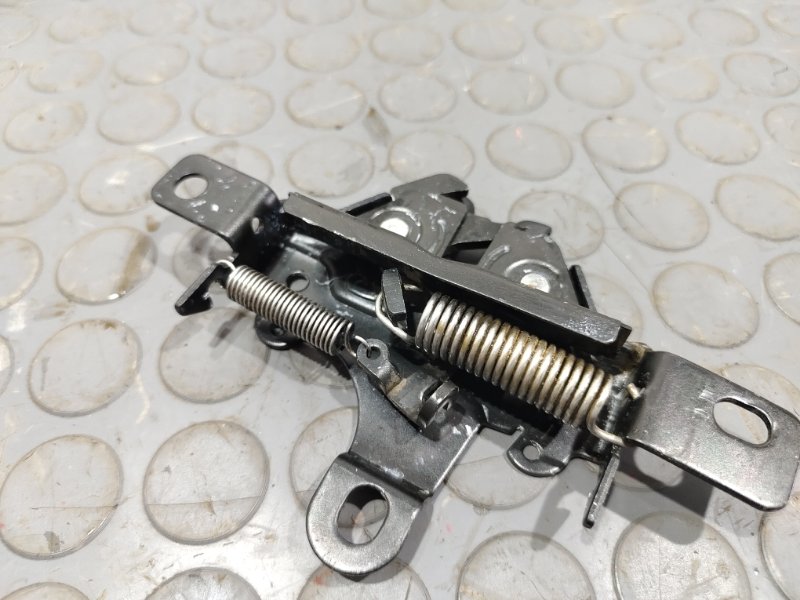 Замок капота, 1000 рублей, Красноярск