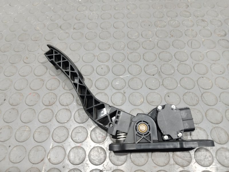 Педаль газа, 2500 рублей, Красноярск