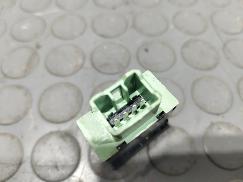 Кнопки в салон, 500 рублей, Красноярск