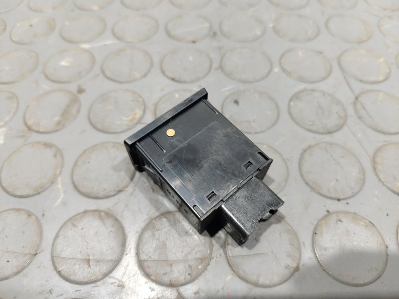 Кнопки в салон, 500 рублей, Красноярск