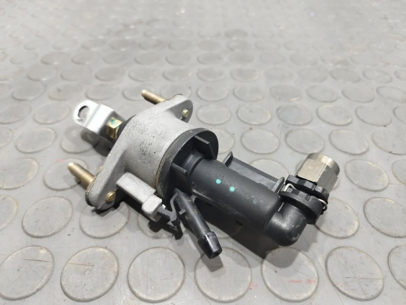 Главный цилиндр сцепления, 2500 рублей, Красноярск