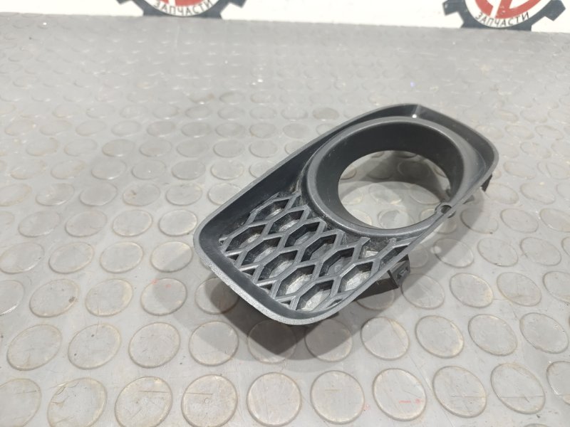 Накладка противотуманной фары, 500 рублей, Красноярск